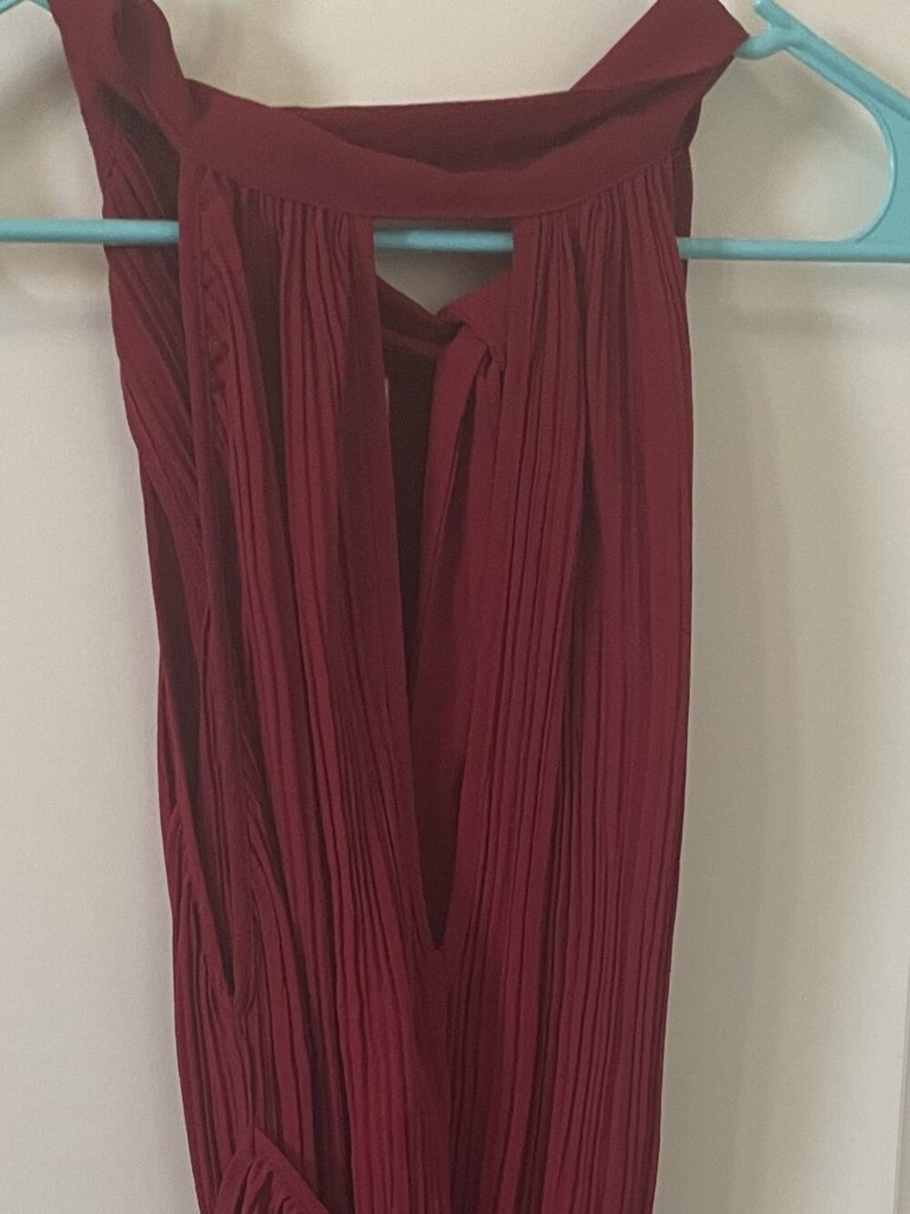 NWOT Stelly Sexy Wine Color Sleeveless Wrap Midi Dress Small